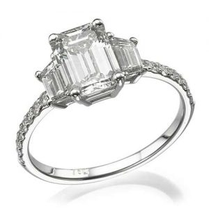 טבעת אירוסין גילה R7023